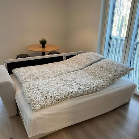 Helsinki Airport Apartment Vantaa Bagian luar foto